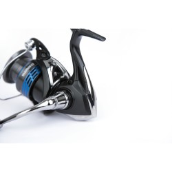 Shimano Nexave 2500S FI