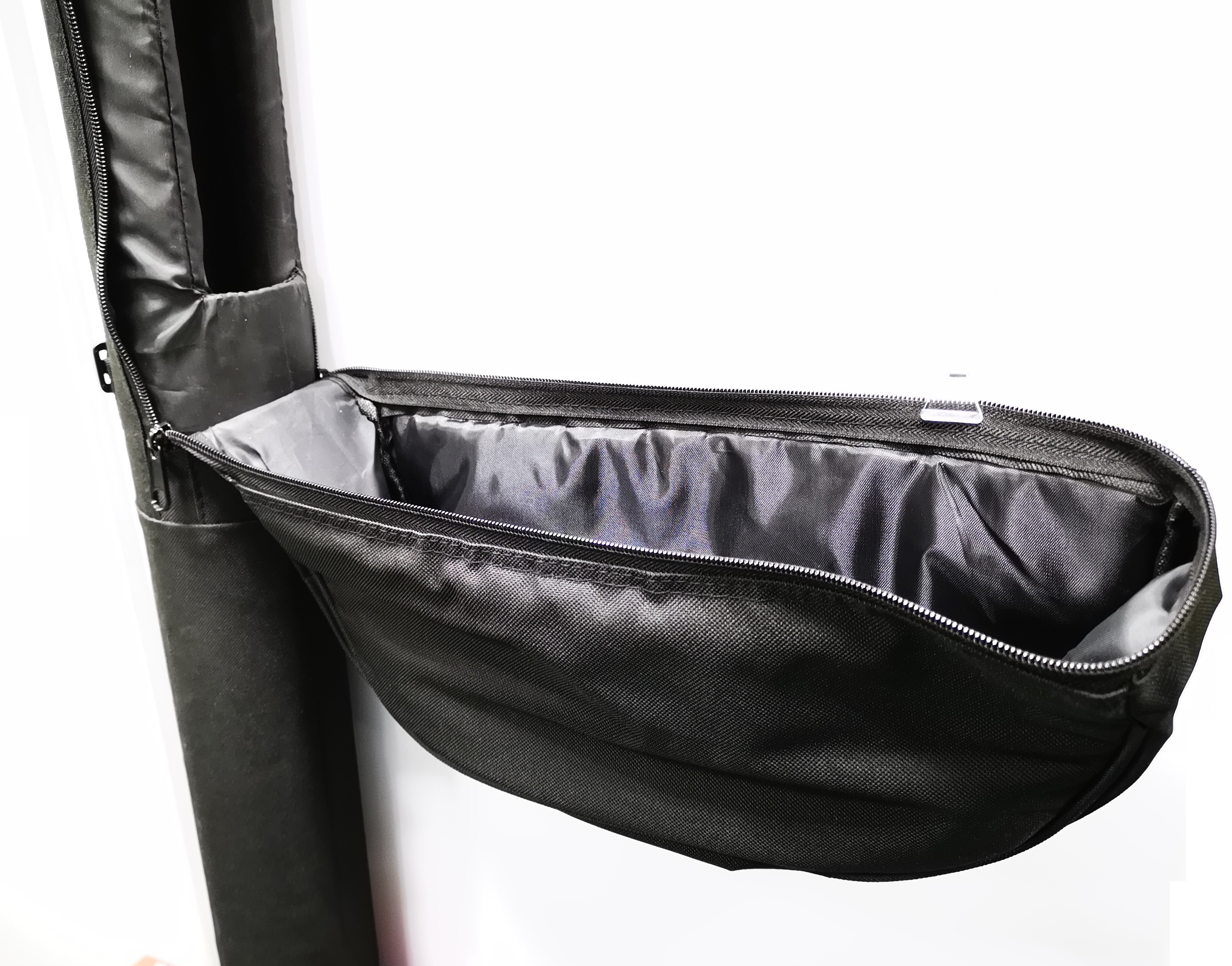 Ridvatuubus / Holdall AKARA «B» (80см, colour: Black)